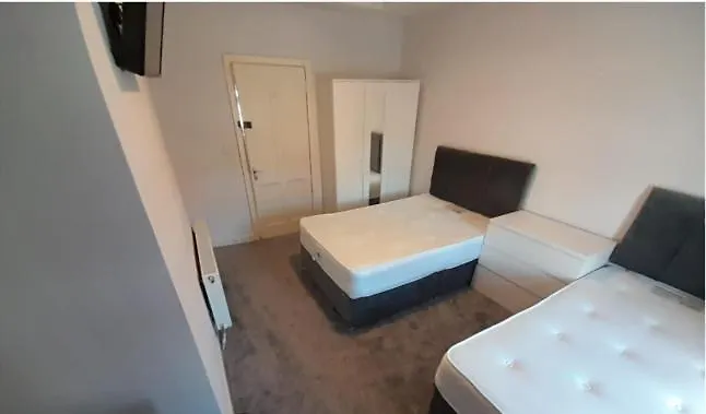 Betty Bagnell's * Лонгфорд